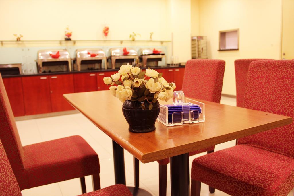 Hanting Express Shangri-La Branch Exterior foto